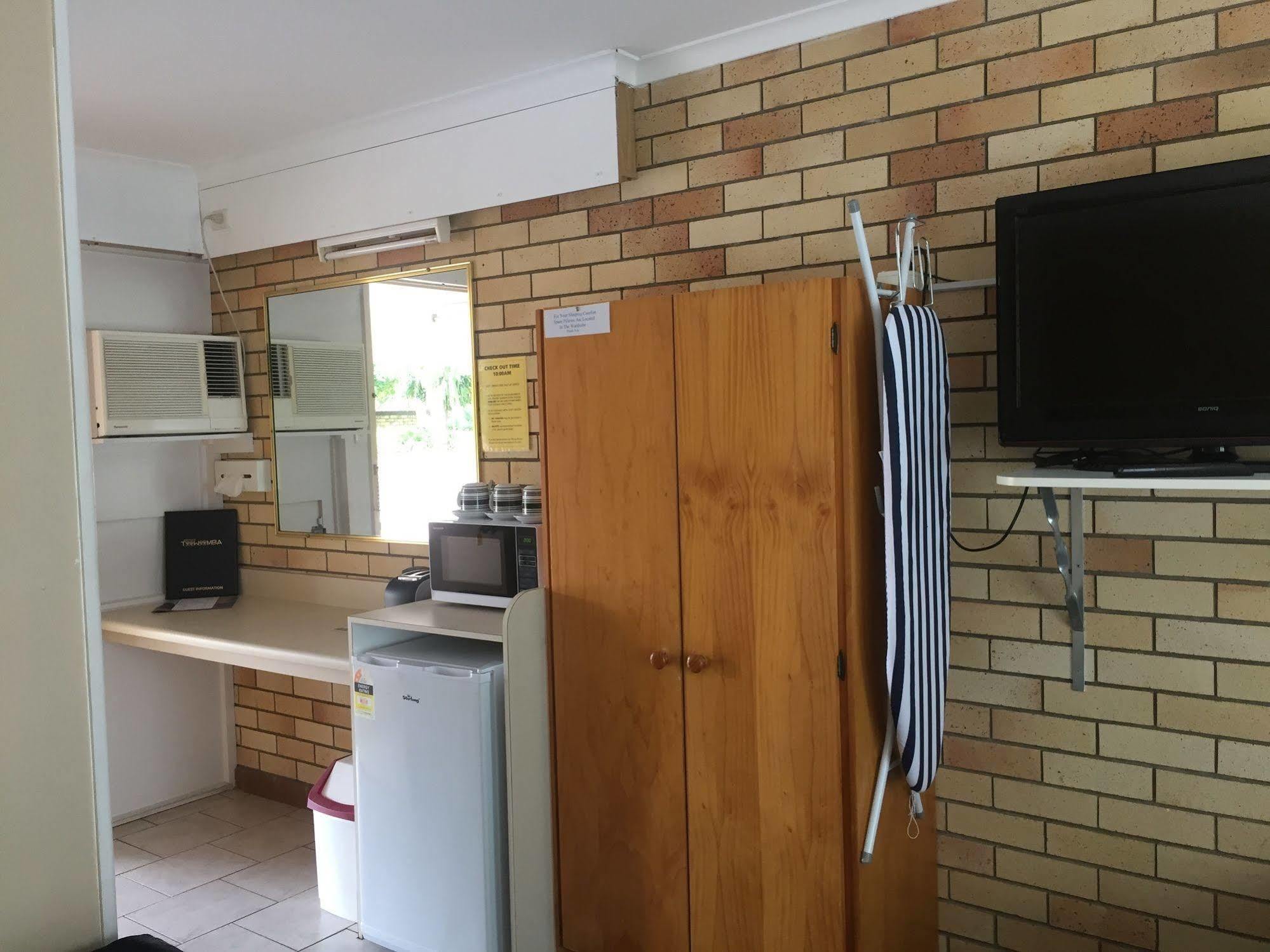 Motel Glenworth トゥーンバ エクステリア 写真